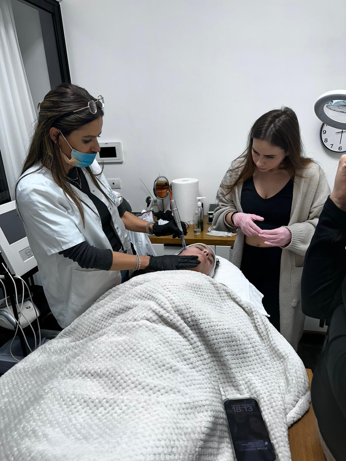 קורס מיקרונידלינג 2